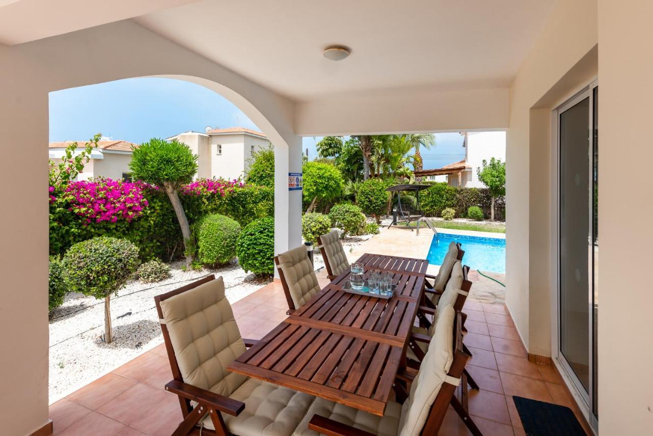 Villa Alysia By Ezoria Villas Korall-öböl Kültér fotó